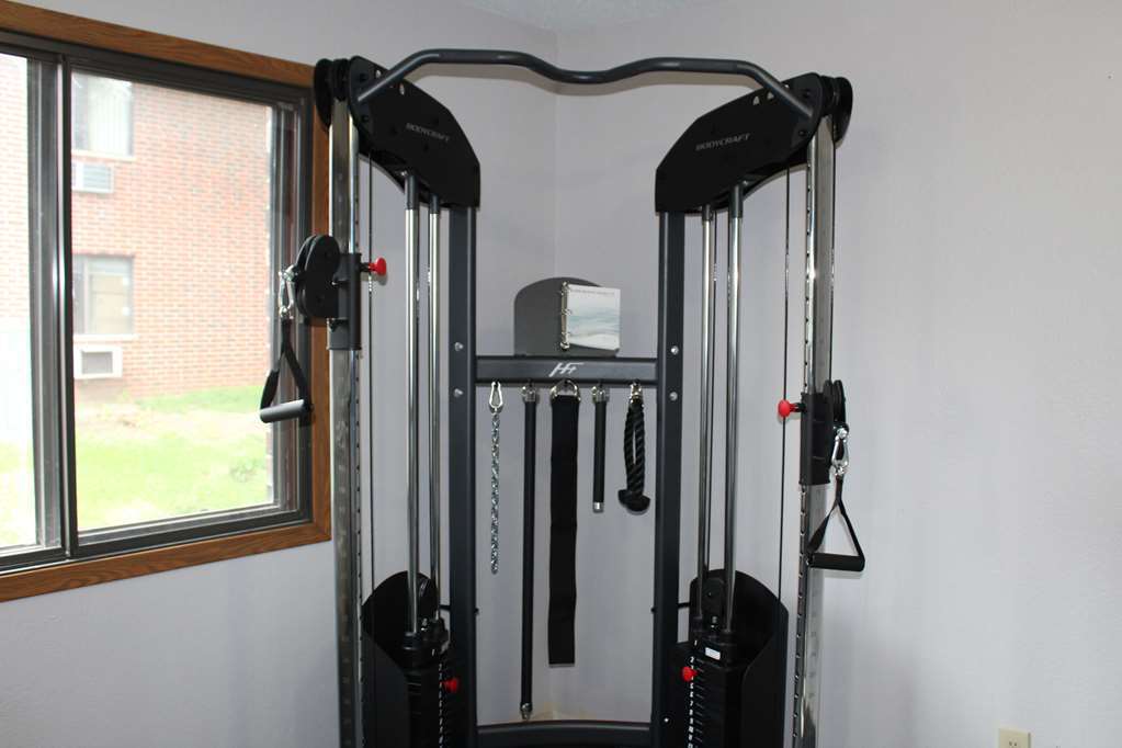 Ramada By Wyndham Cedar Rapids South Hotel Facilities photo